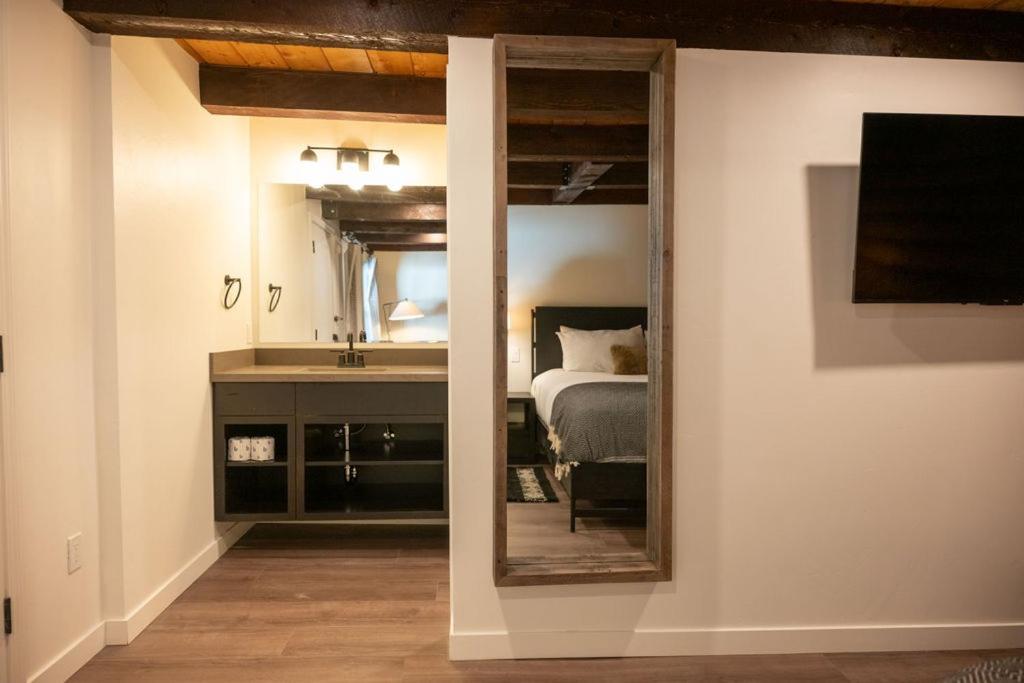 High Creek Lodge And Cabins Пагоса Спрингс Екстериор снимка